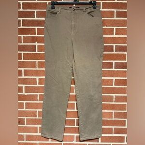 Gloria Vanderbilt Jeans Women’s Size 12 Tan
